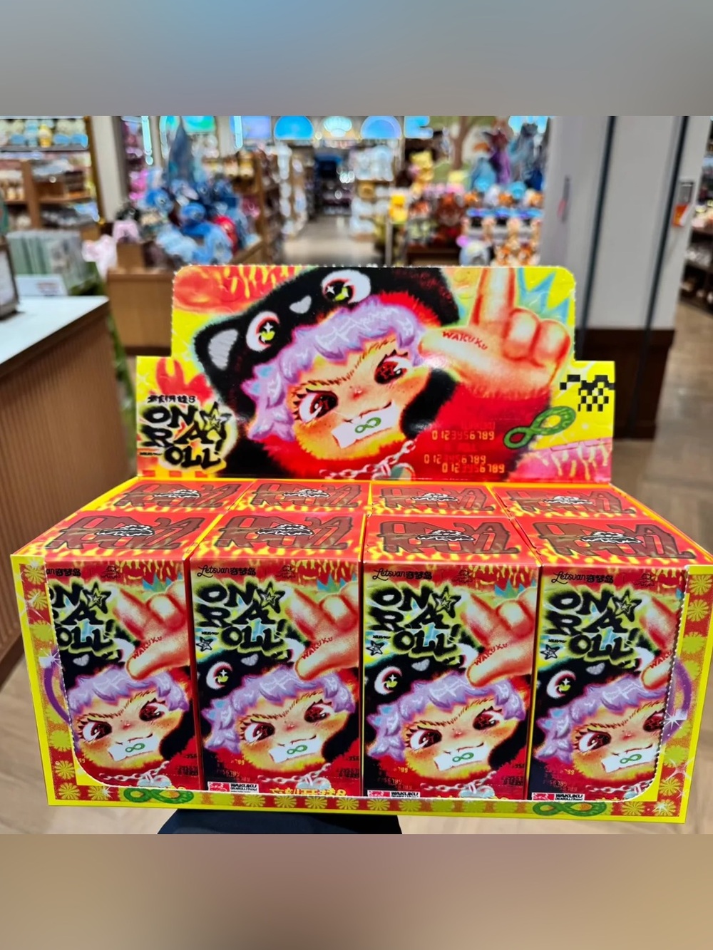 WAKUKU On a Roll series blind boxes containing vinyl plush pendant dolls (1 BOX) - Picture 2 of 8